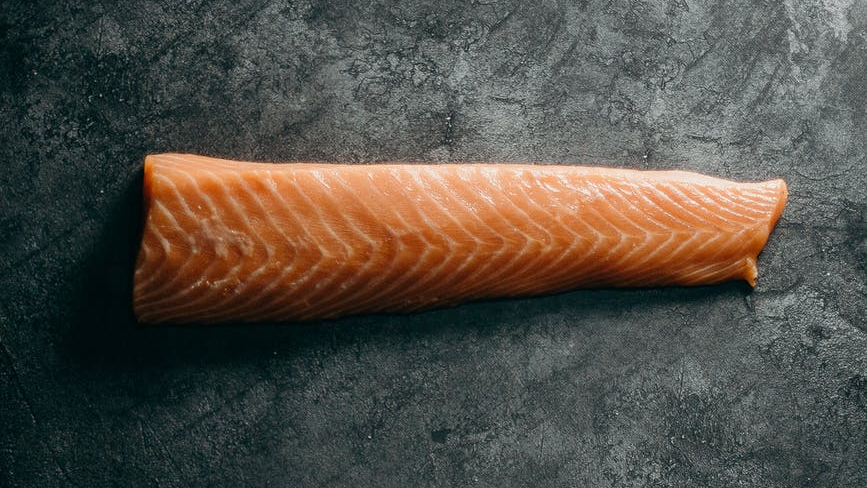 Kρέπες με καπνιστό σολομό και άνηθο